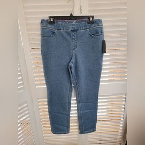 Divine Denim by Isaac Mizrahi Live!  Women's Denim Jeans Size 12P